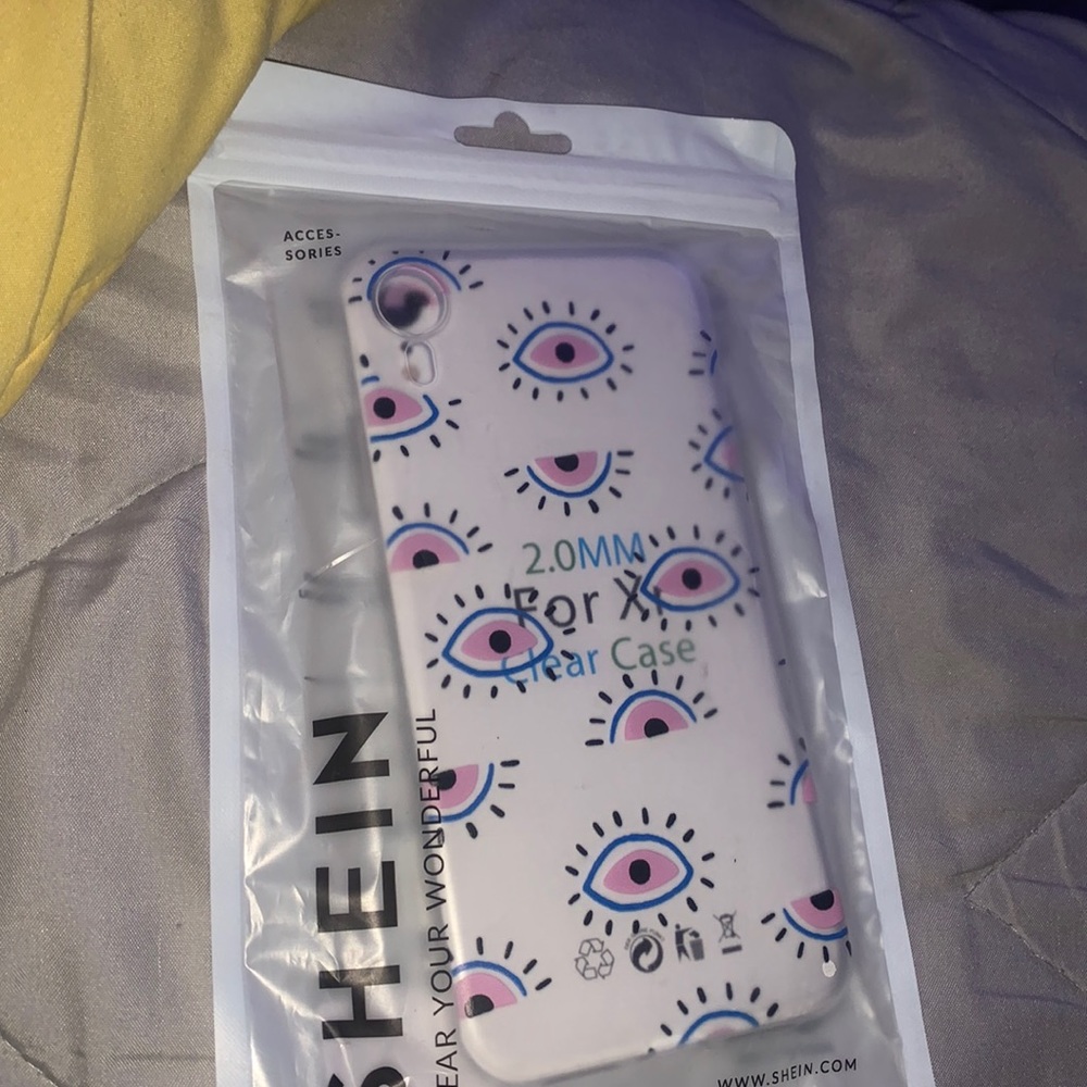 iphone xr ojo case
